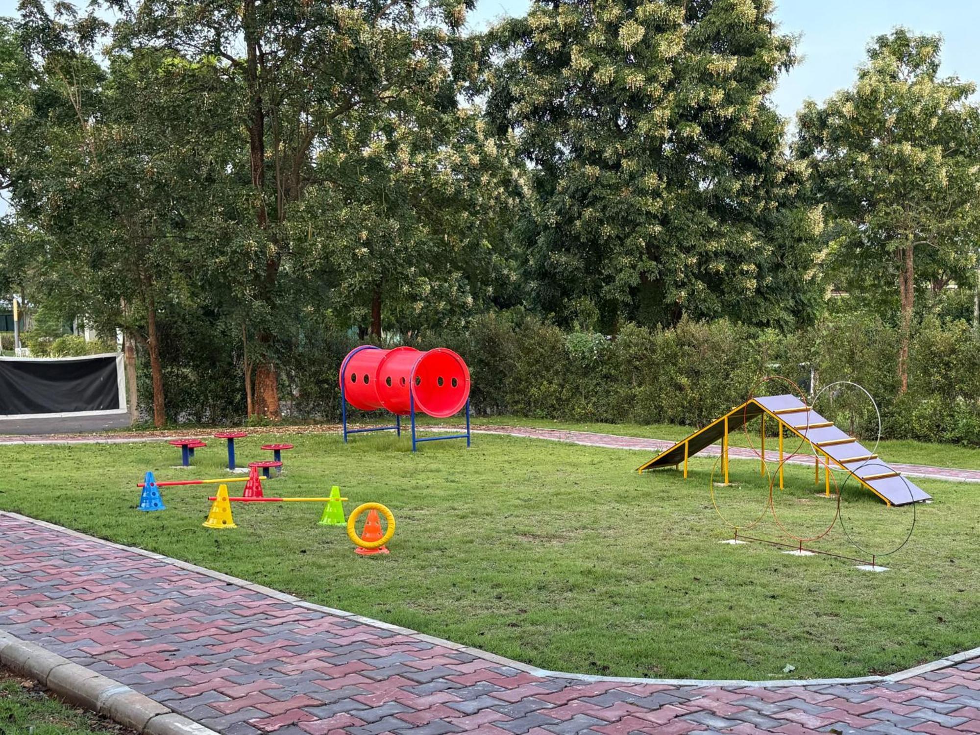 Dusitd2 Khao Yai Hotel Му Си Екстериор снимка